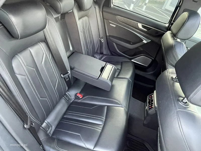 Audi A6 C8 26