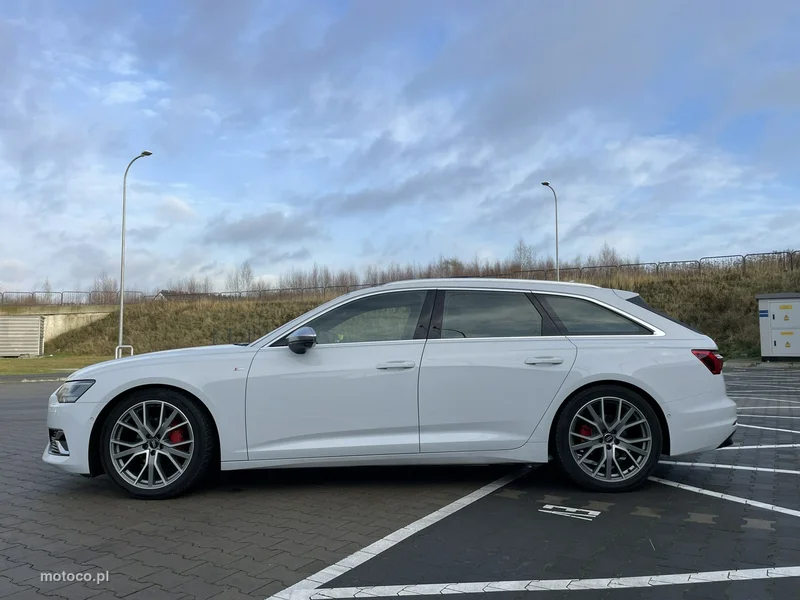 Audi A6 C8 44