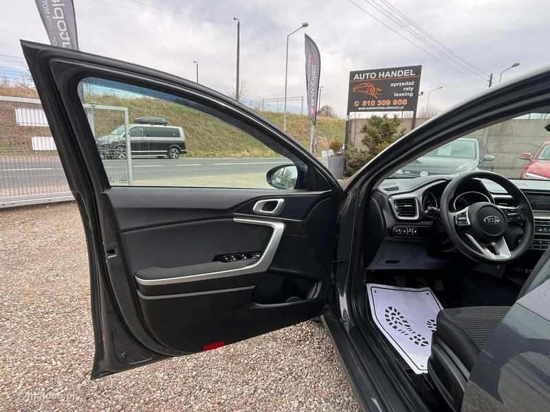 Kia Cee'd 22