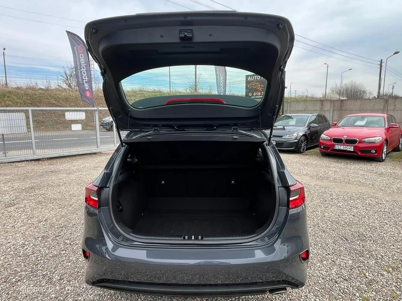 Kia Cee'd 24