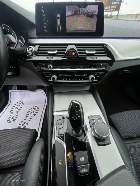 BMW Seria 5 G30 530 13