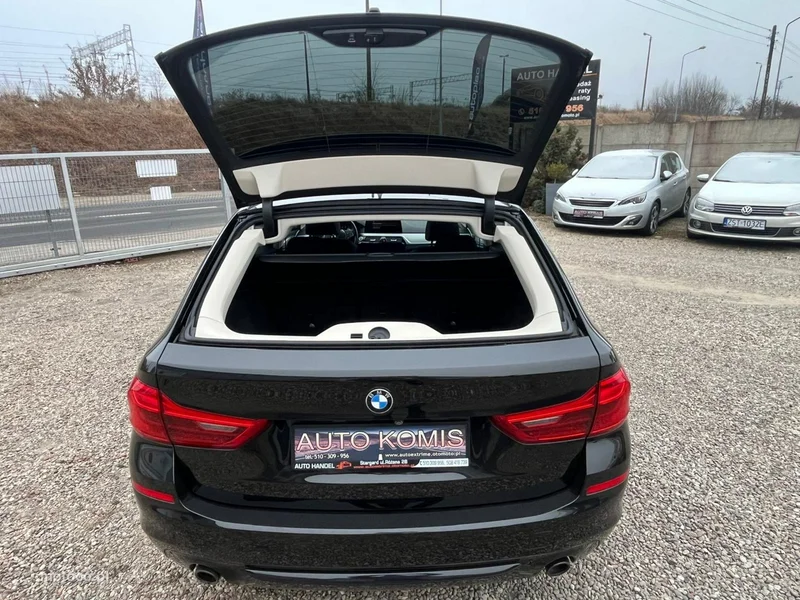 BMW Seria 5 G30 530 16