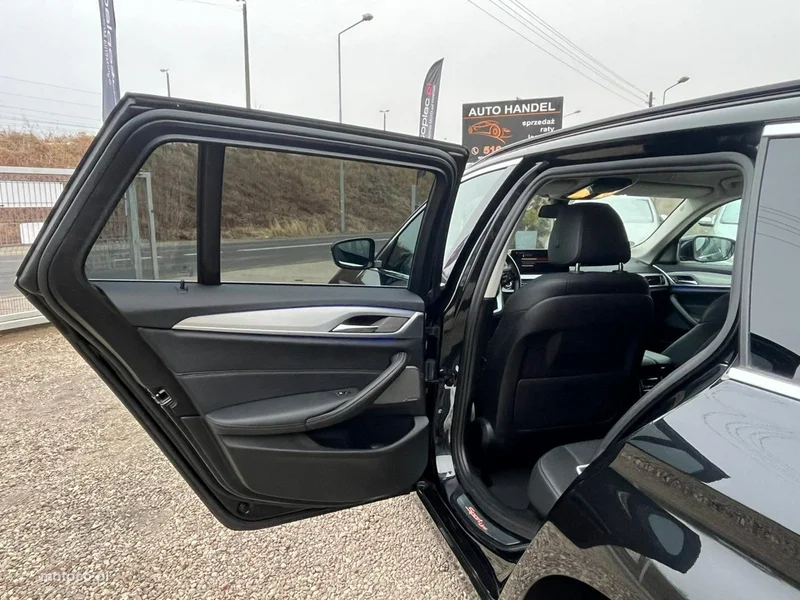 BMW Seria 5 G30 530 30