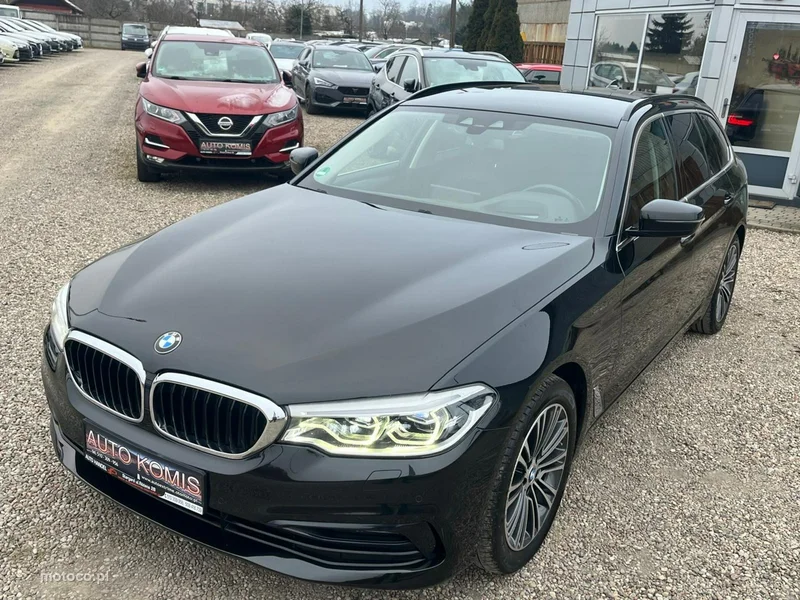 BMW Seria 5 G30 530 33