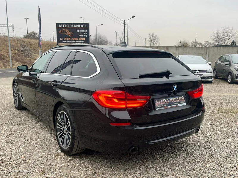 BMW Seria 5 G30 530 38