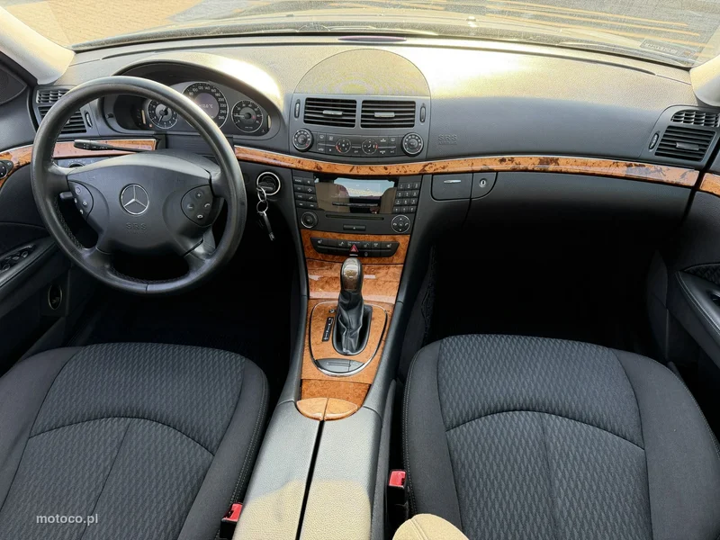 Mercedes-Benz Klasa E W211 E 200 20