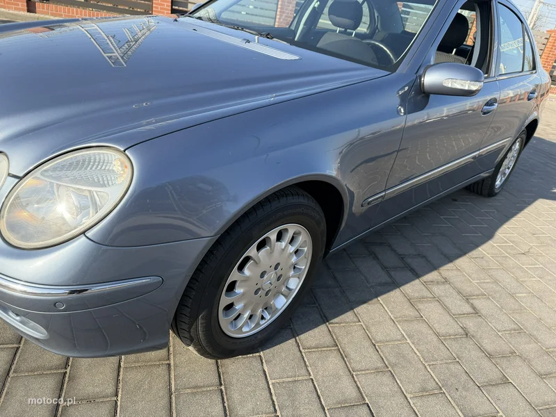 Mercedes-Benz Klasa E W211 E 200 23