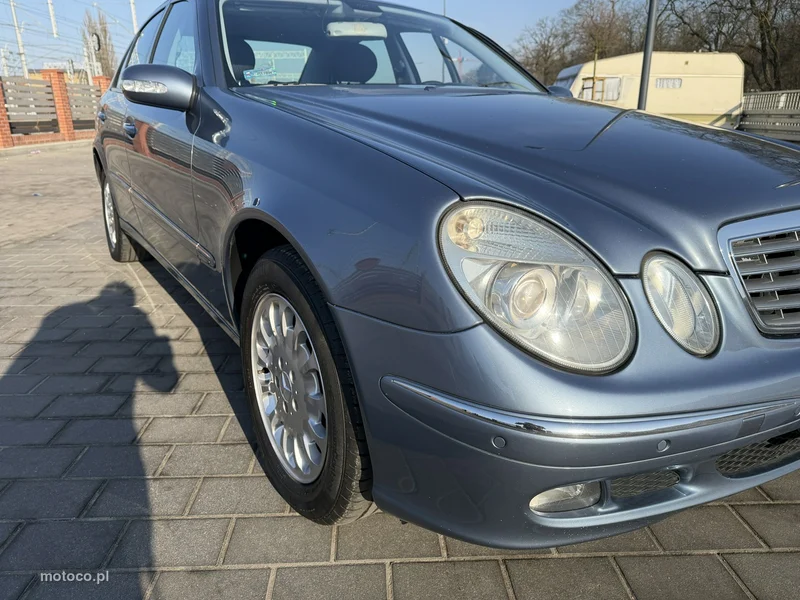 Mercedes-Benz Klasa E W211 E 200 26