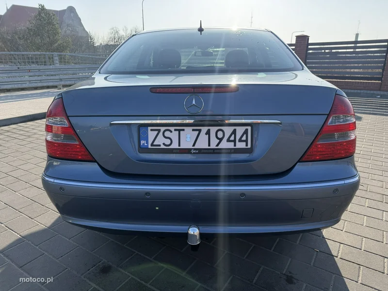 Mercedes-Benz Klasa E W211 E 200 4