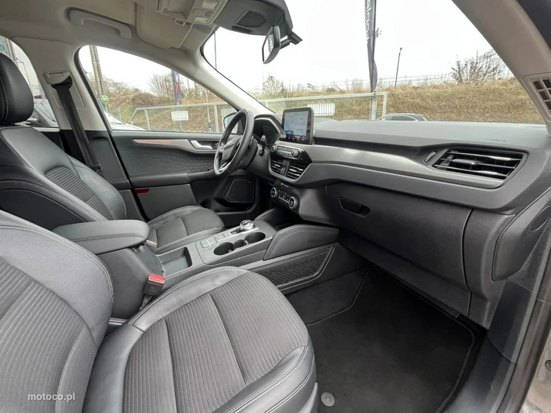 Ford Kuga III 14