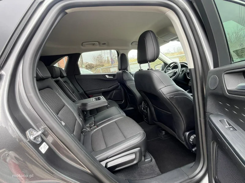 Ford Kuga III 16