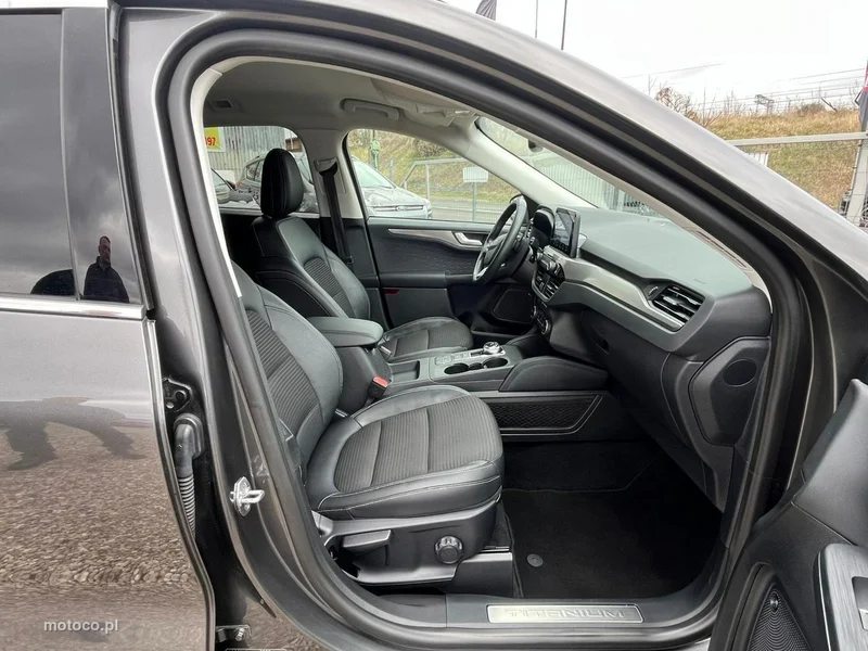 Ford Kuga III 8