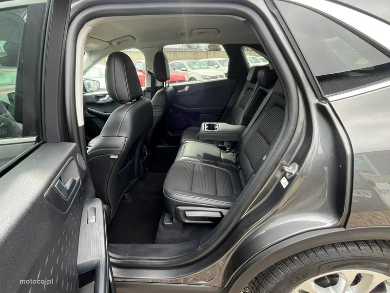 Ford Kuga III 9