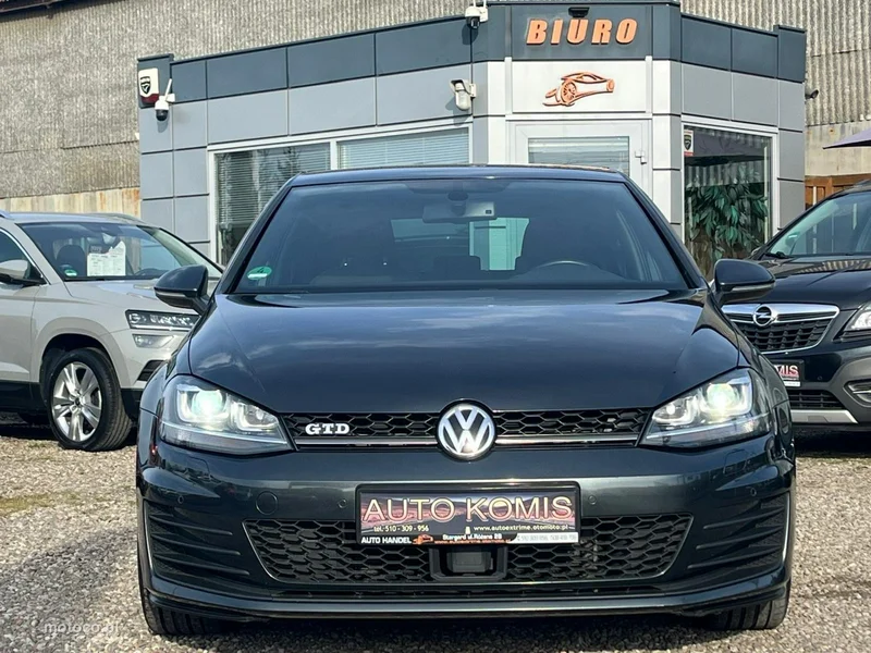 Volkswagen Golf VII 2