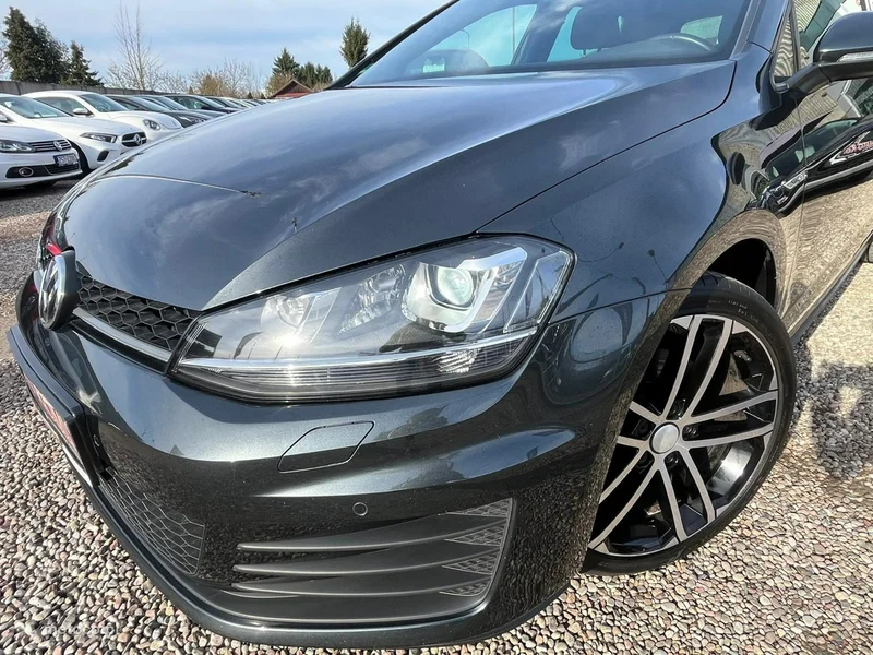 Volkswagen Golf VII 29
