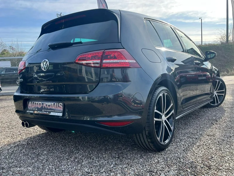 Volkswagen Golf VII 4