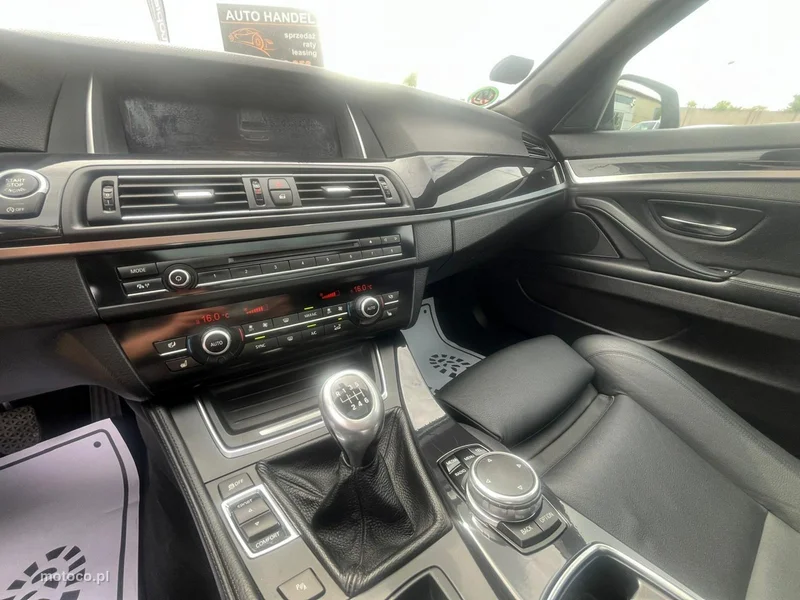 BMW Seria 5 F10 520 17