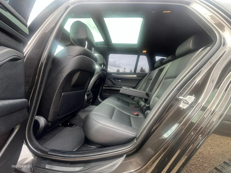 BMW Seria 5 F10 520 31