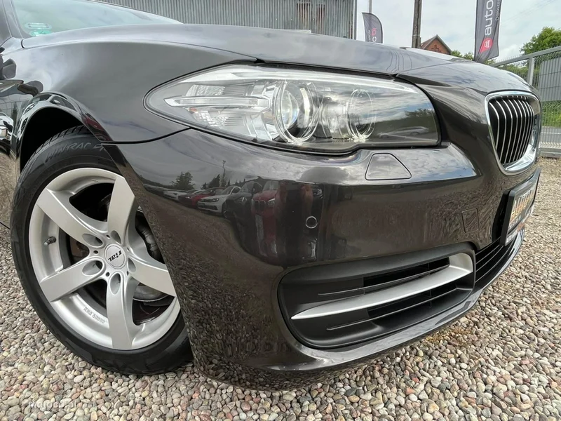 BMW Seria 5 F10 520 33