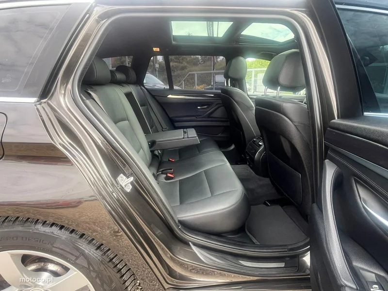BMW Seria 5 F10 520 9