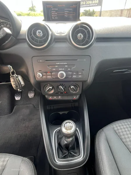 Audi A1 8X 14