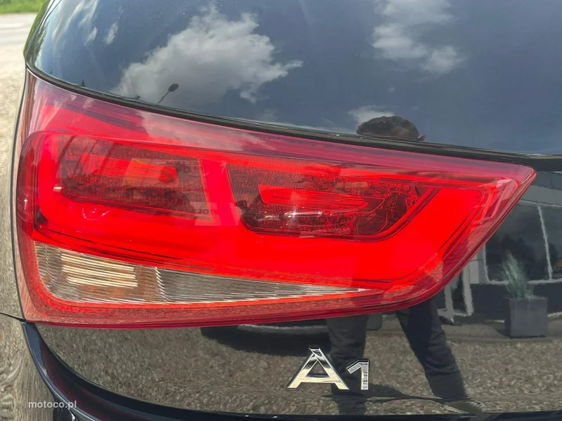 Audi A1 8X 18