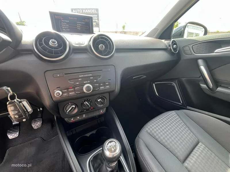 Audi A1 8X 33