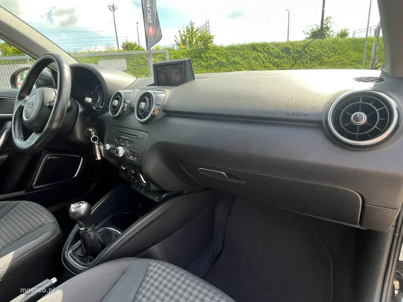 Audi A1 8X 36