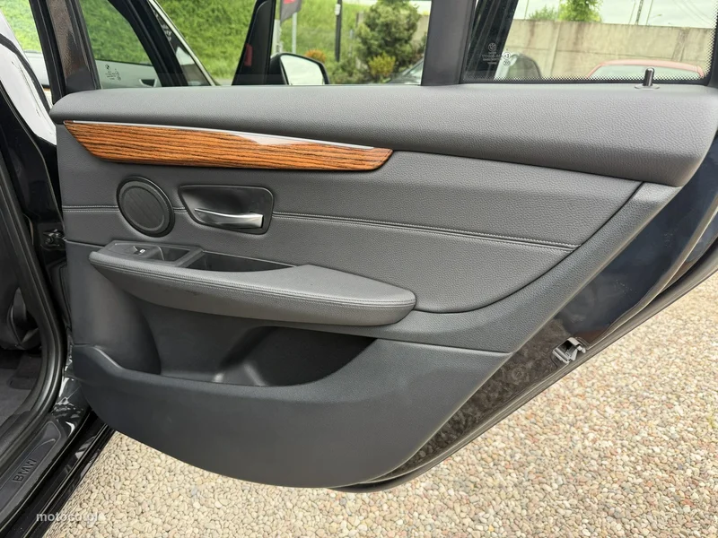 BMW Active Tourer 19