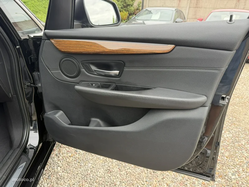 BMW Active Tourer 22
