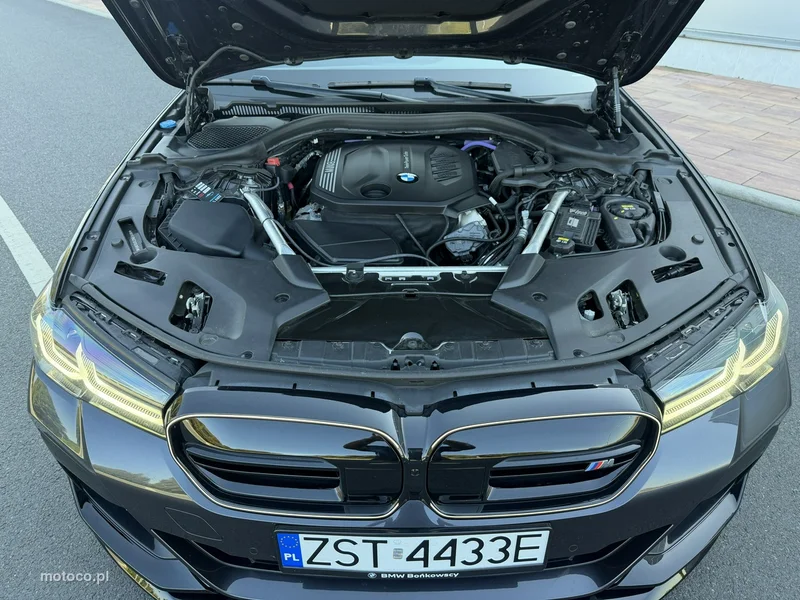 BMW Seria 5 G30 520 13