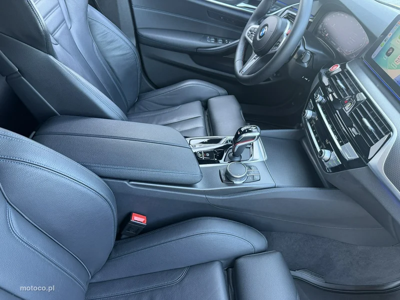 BMW Seria 5 G30 520 18