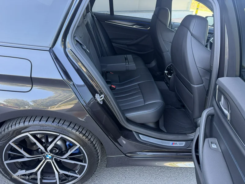 BMW Seria 5 G30 520 28