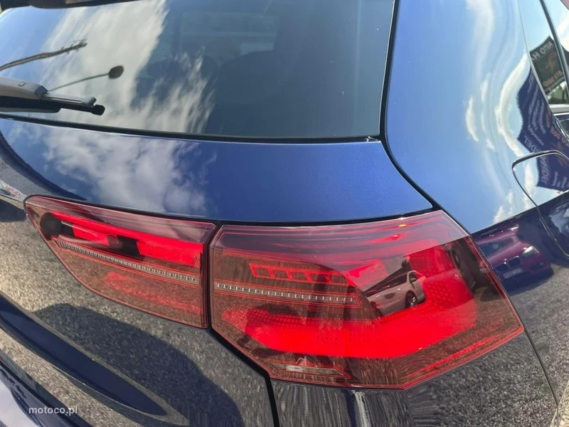 Volkswagen Golf VIII 24