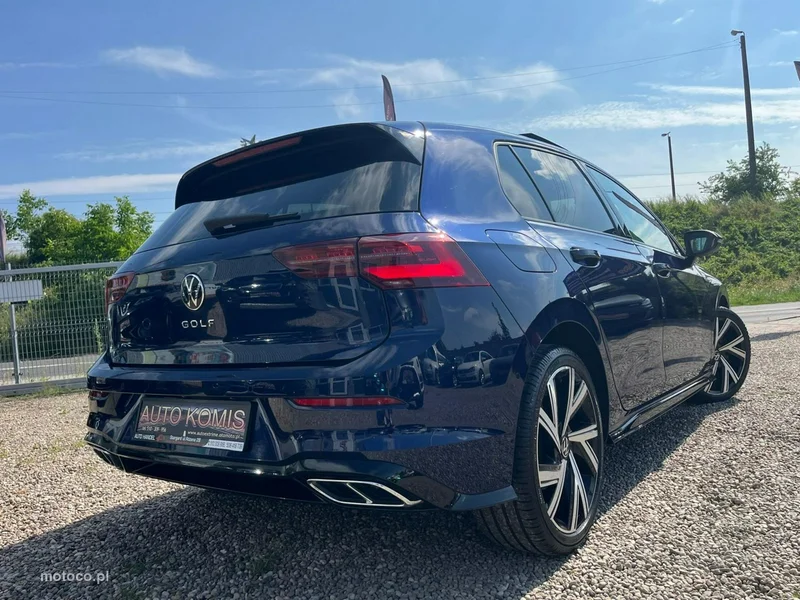Volkswagen Golf VIII 4