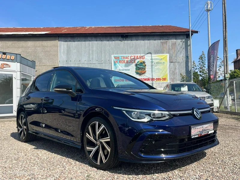 Volkswagen Golf VIII 33