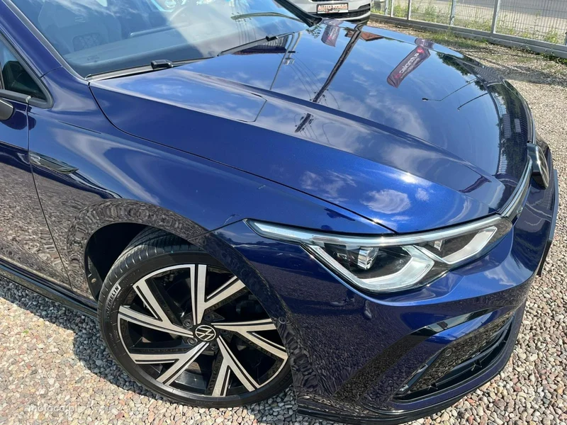 Volkswagen Golf VIII 35