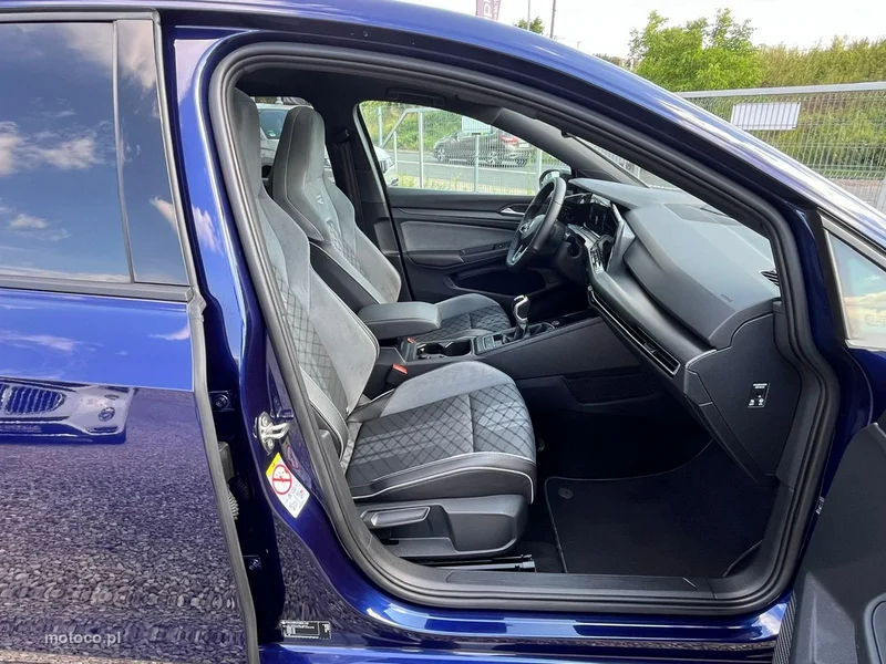 Volkswagen Golf VIII 8