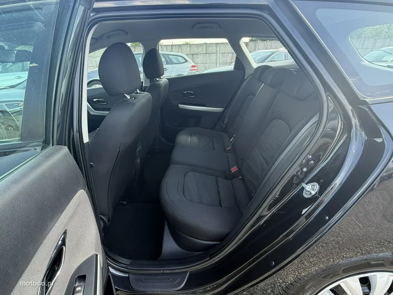 Kia Cee'd 9