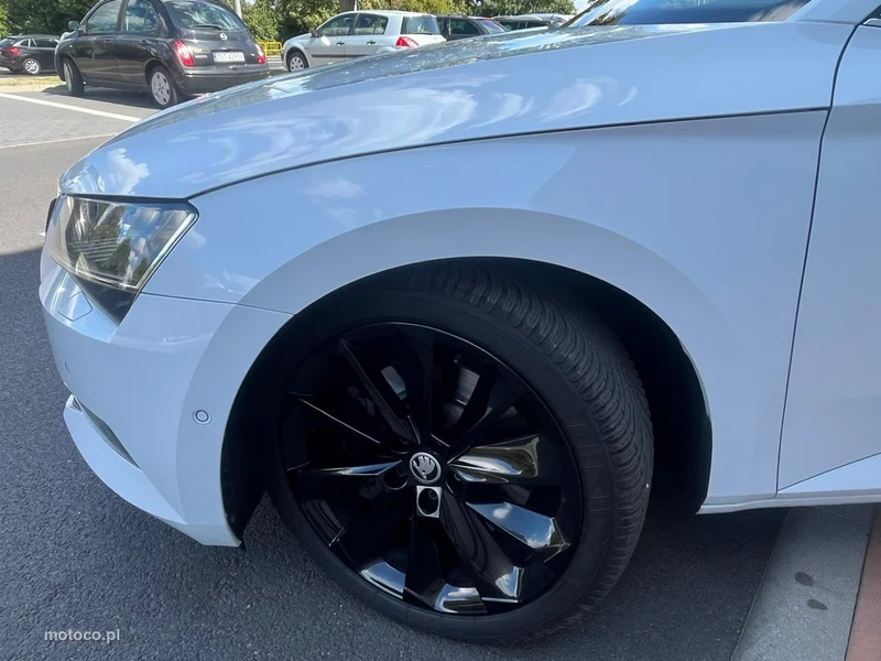Skoda Superb III 15