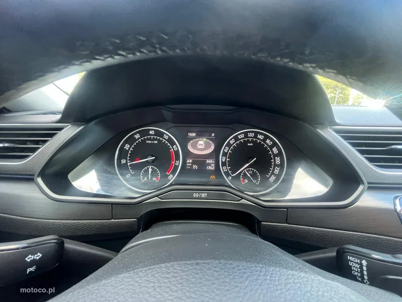 Skoda Superb III 17