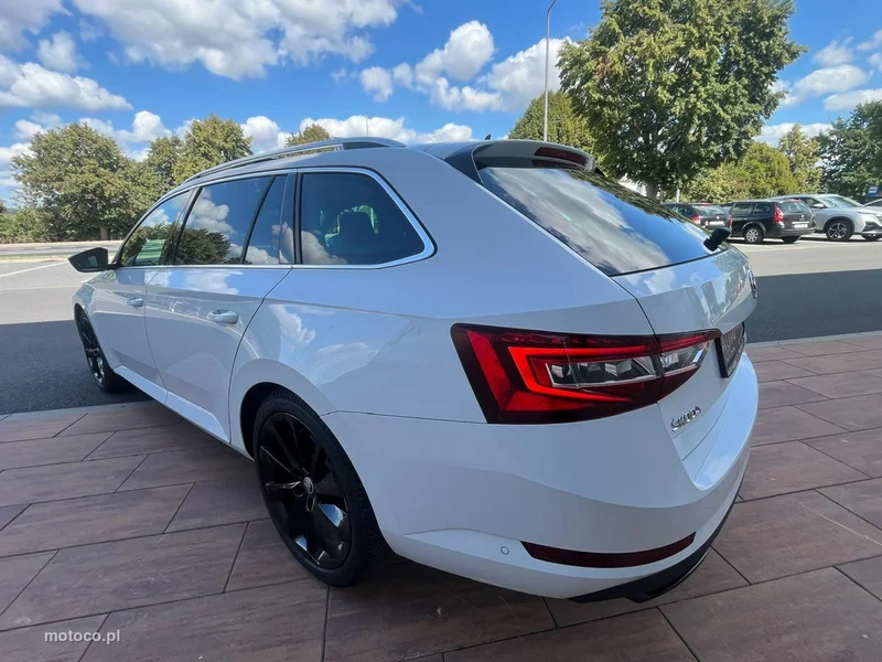 Skoda Superb III 43