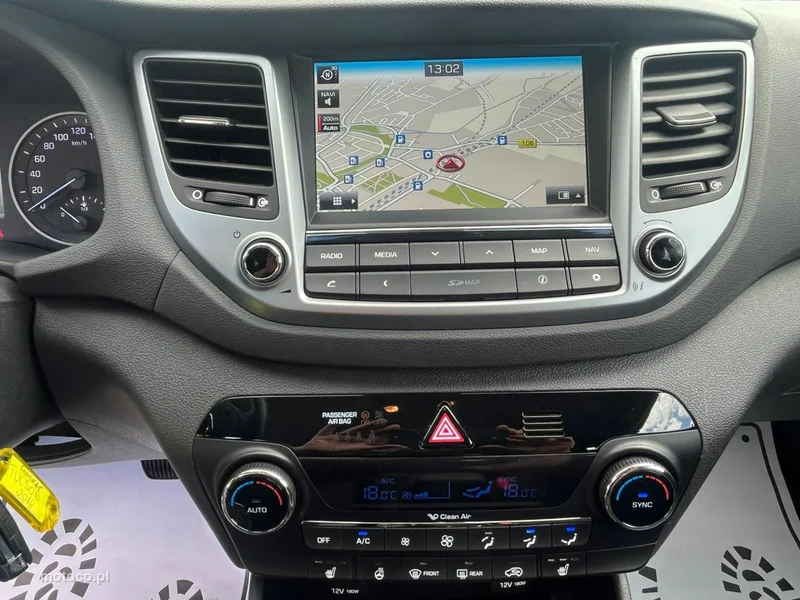 Hyundai TUCSON 12