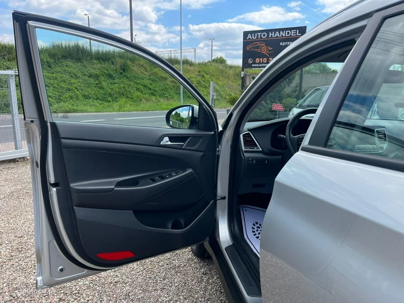 Hyundai TUCSON 16