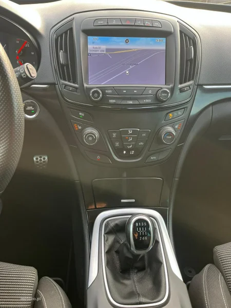 Opel Insignia Sports Tourer 12