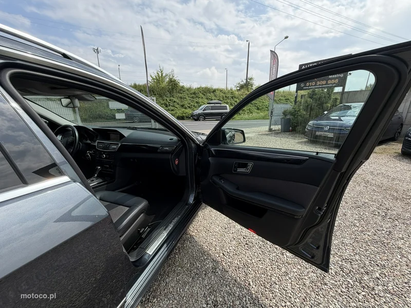 Mercedes-Benz Klasa E W212 E 200 12