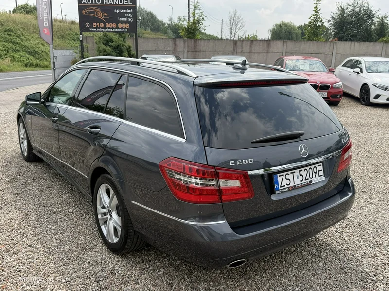 Mercedes-Benz Klasa E W212 E 200 4