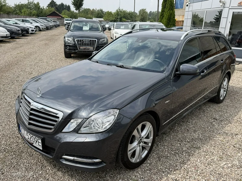 Mercedes-Benz Klasa E W212 E 200 39