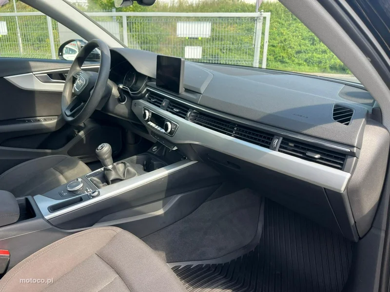 Audi A4 B9 17