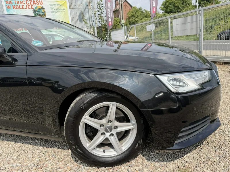 Audi A4 B9 24